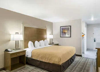 Quality Inn & Suites Carlsbad Caverns Area hotel thumbnail 6
