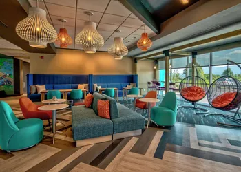 Tru By Hilton Roanoke Hollins hotel thumbnail 2