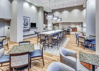 Hampton Inn & Suites Kittery-Portsmouth hotel thumbnail 2