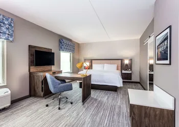 Hampton Inn & Suites Kittery-Portsmouth hotel thumbnail 8