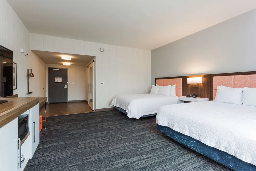 Hampton Inn Cumberland hotel detail image 6