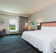 Hampton Inn Cumberland hotel detail image 7
