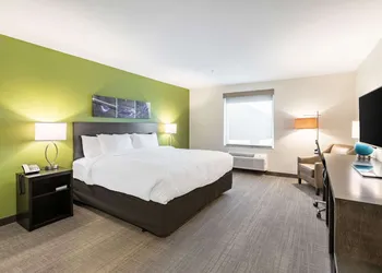 Sleep Inn & Suites Mt. Hope near Auction & Event Center hotel thumbnail 6