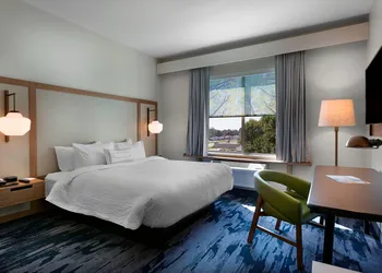 Fairfield Inn & Suites by Marriott Shelby hotel thumbnail 7