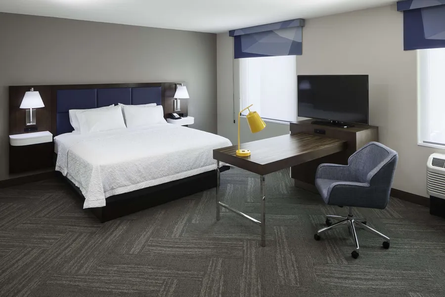 Hampton Inn & Suites Phoenix Downtown hotel detail image 6