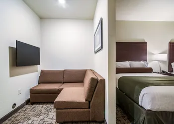 Cobblestone Hotel & Suites - Victor hotel thumbnail 5