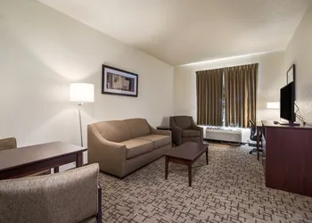 Cobblestone Hotel & Suites - Victor hotel thumbnail 7