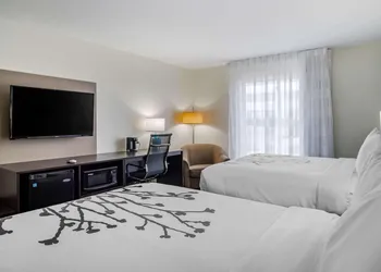 Sleep Inn & Suites Houston West Chase - Little Saigon hotel thumbnail 6