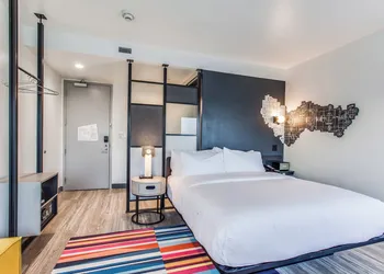 Aloft by Marriott Dallas Arlington Entertainment District hotel thumbnail 8