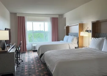 Holiday Inn Hotel & Suites Fayetteville W-Fort Bragg Area by IHG hotel thumbnail 8