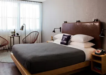 Moxy Atlanta Midtown hotel thumbnail 7