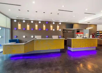 GLō Best Western Dallas South DeSoto hotel thumbnail 4