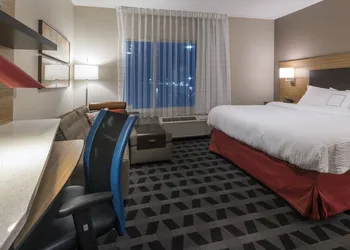 TownePlace Suites by Marriott Hays hotel thumbnail 7