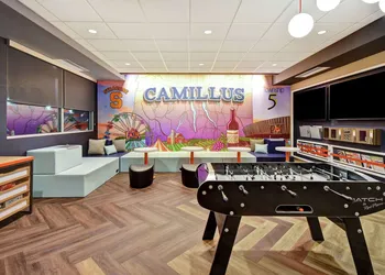 Tru By Hilton Syracuse-Camillus hotel thumbnail 2