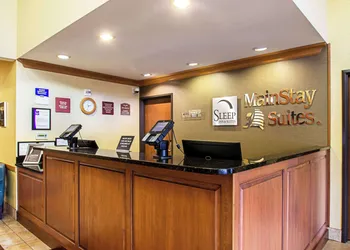 MainStay Suites Madison - Monona hotel thumbnail 5