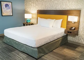 Home2 Suites by Hilton San Antonio at the Rim hotel thumbnail 8
