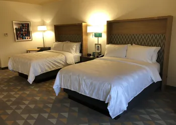 Holiday Inn & Suites Memphis Southeast-Germantown by IHG hotel thumbnail 2