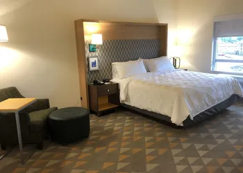 Holiday Inn & Suites Memphis Southeast-Germantown by IHG hotel thumbnail 3