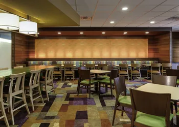 Fairfield Inn & Suites by Marriott Buffalo Amherst/University hotel thumbnail 2