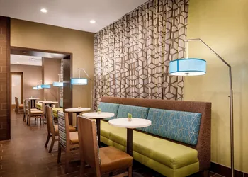 Hampton Inn Paramus hotel thumbnail 2