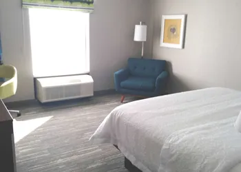 Hampton Inn Paramus hotel thumbnail 7