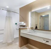 Fairfield Inn & Suites by Marriott Mebane hotel detail image 3