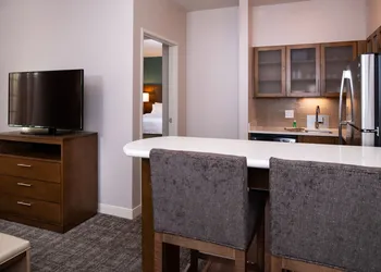 Staybridge Suites St George by IHG hotel thumbnail 5