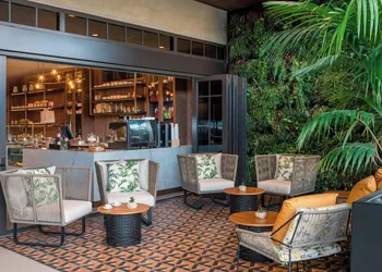 The Dalmar, Fort Lauderdale, a Tribute Portfolio Hotel hotel thumbnail 2