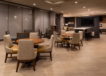 Courtyard by Marriott Charlotte Northlake hotel thumbnail 3