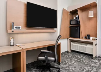Courtyard by Marriott Charlotte Northlake hotel thumbnail 8