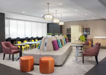 Home2 Suites by Hilton Clermont hotel thumbnail 3