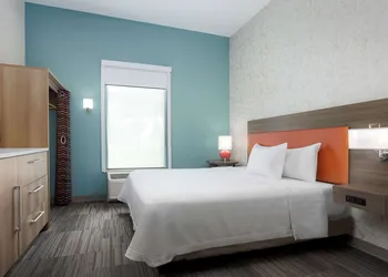 Home2 Suites by Hilton Clermont hotel thumbnail 6