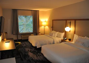 Fairfield Inn & Suites by Marriott Nashville Airport hotel thumbnail 5