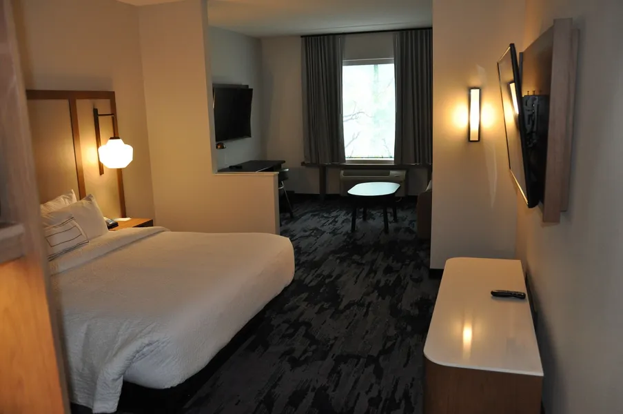 Fairfield Inn & Suites by Marriott Nashville Airport hotel detail image 6
