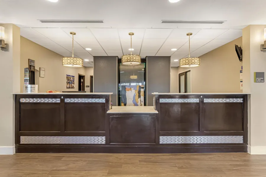 Best Western Plus Bay City Inn & Suites hotel detail image 2