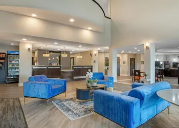 Best Western Plus Bay City Inn & Suites hotel thumbnail 3