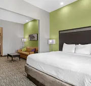 Best Western Plus Bay City Inn & Suites hotel detail image 4