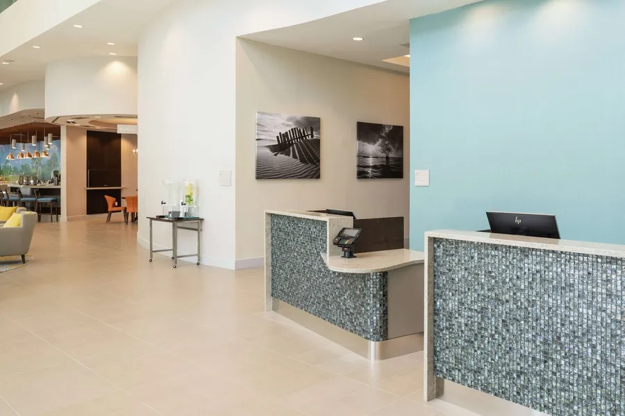 DoubleTree by Hilton Miami - Doral, FL hotel detail image 2