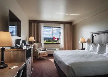Glacier International Lodge hotel thumbnail 6
