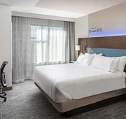 EVEN Hotel Alpharetta - Avalon Area by IHG hotel detail image 7