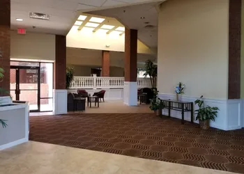Days Inn & Suites by Wyndham Tallahassee Conf Center I-10 hotel thumbnail 2