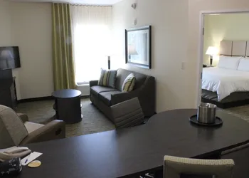 Candlewood Suites Valdosta Mall by IHG hotel thumbnail 4
