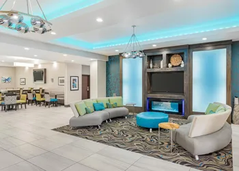 Best Western Plus Waller Hotel hotel thumbnail 2