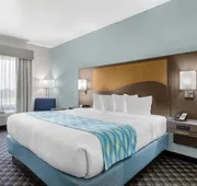 Best Western Plus Waller Hotel hotel detail image 4