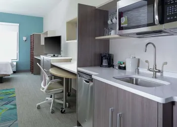 Home2 Suites by Hilton Fort Collins hotel thumbnail 8