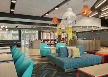 Tru by Hilton Charlotte Ayrsley hotel thumbnail 2