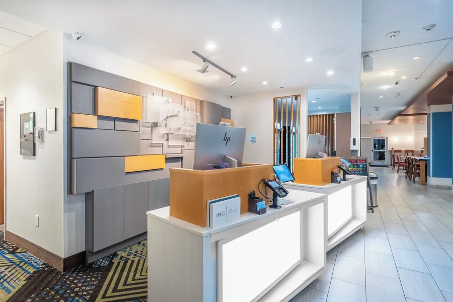 Holiday Inn Express & Suites Nashville North - Springfield by IHG hotel detail image 2