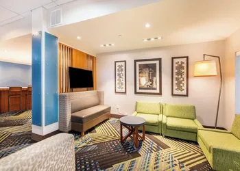 Holiday Inn Express & Suites Nashville North - Springfield by IHG hotel thumbnail 6