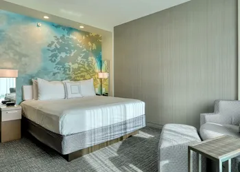 Courtyard by Marriott Southington hotel thumbnail 3