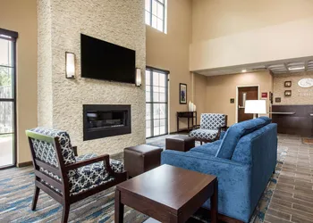 Comfort Suites - South Austin hotel thumbnail 3